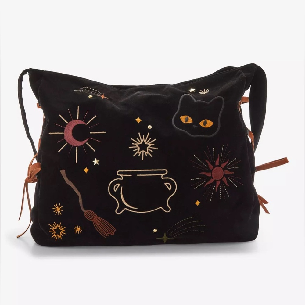 Disney Hocus Pocus Icons Velvet Embroidered Crossbody Bag and Wristlet NWT - Picture 3 of 10